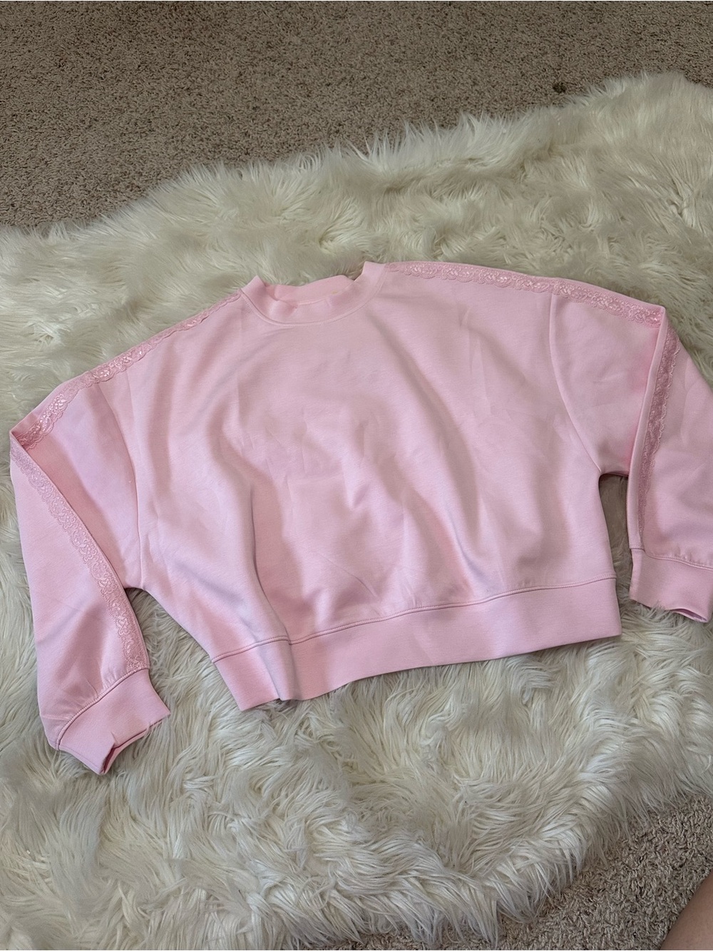 NWT all in motion Light Pink Lace-Trim airy sleek Crewneck Sweatshirt